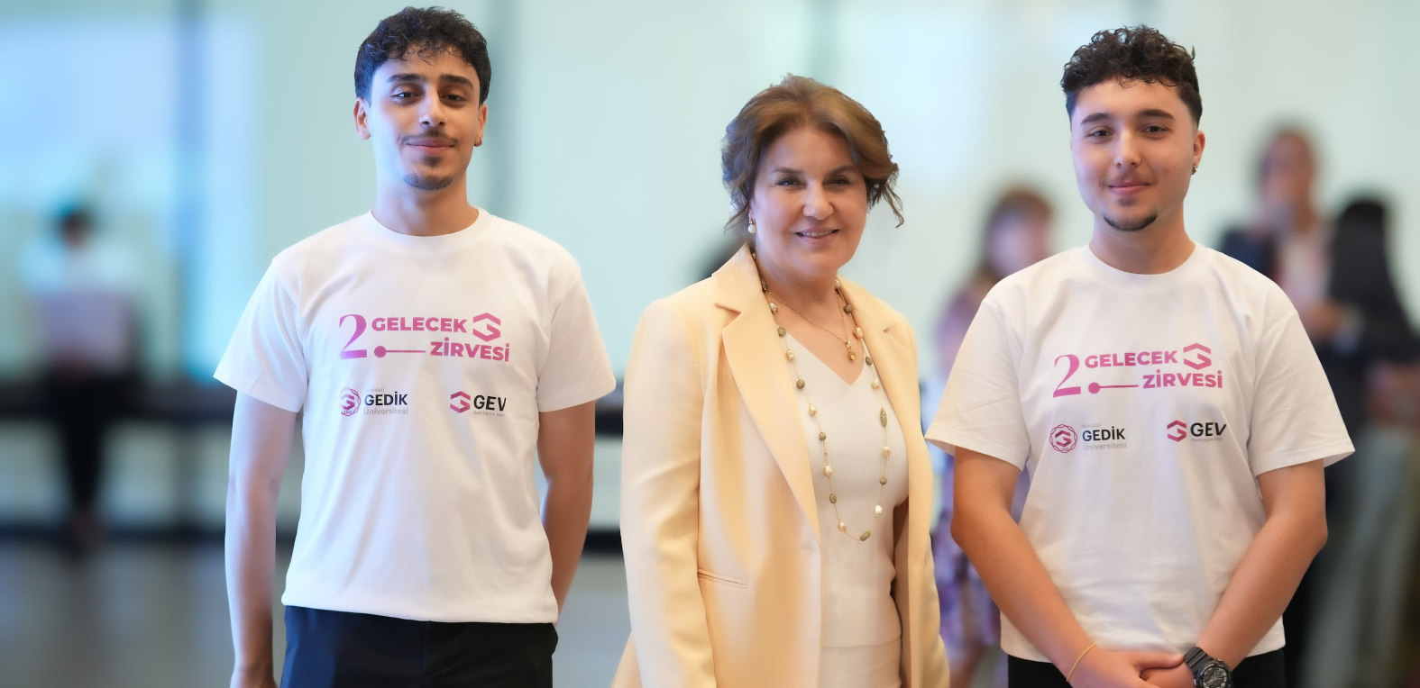 2. GEV Gelecek Zirvesi’nde Girişimcilik, Teknoloji ve Yatırım Dünyası Bir Araya Geldi
